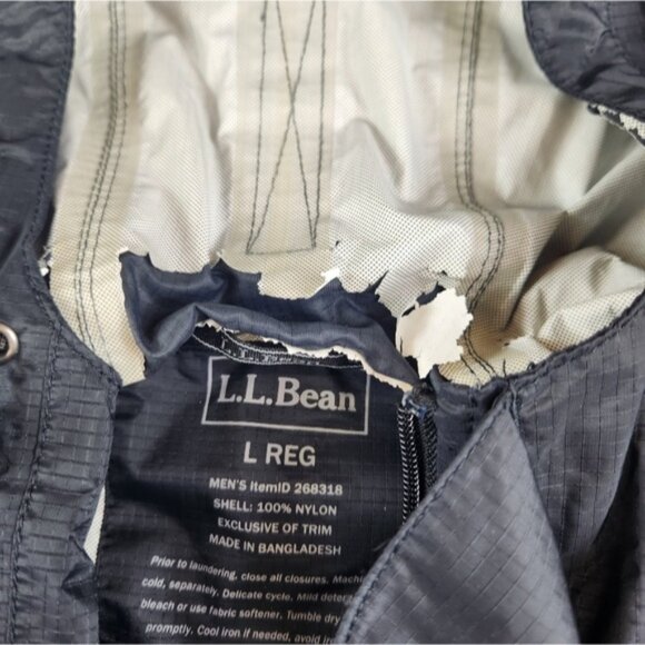 LL Bean Rain Jacket Size Large Black Rain Windbreaker Shell Coat Long FLAW - Picture 4 of 5